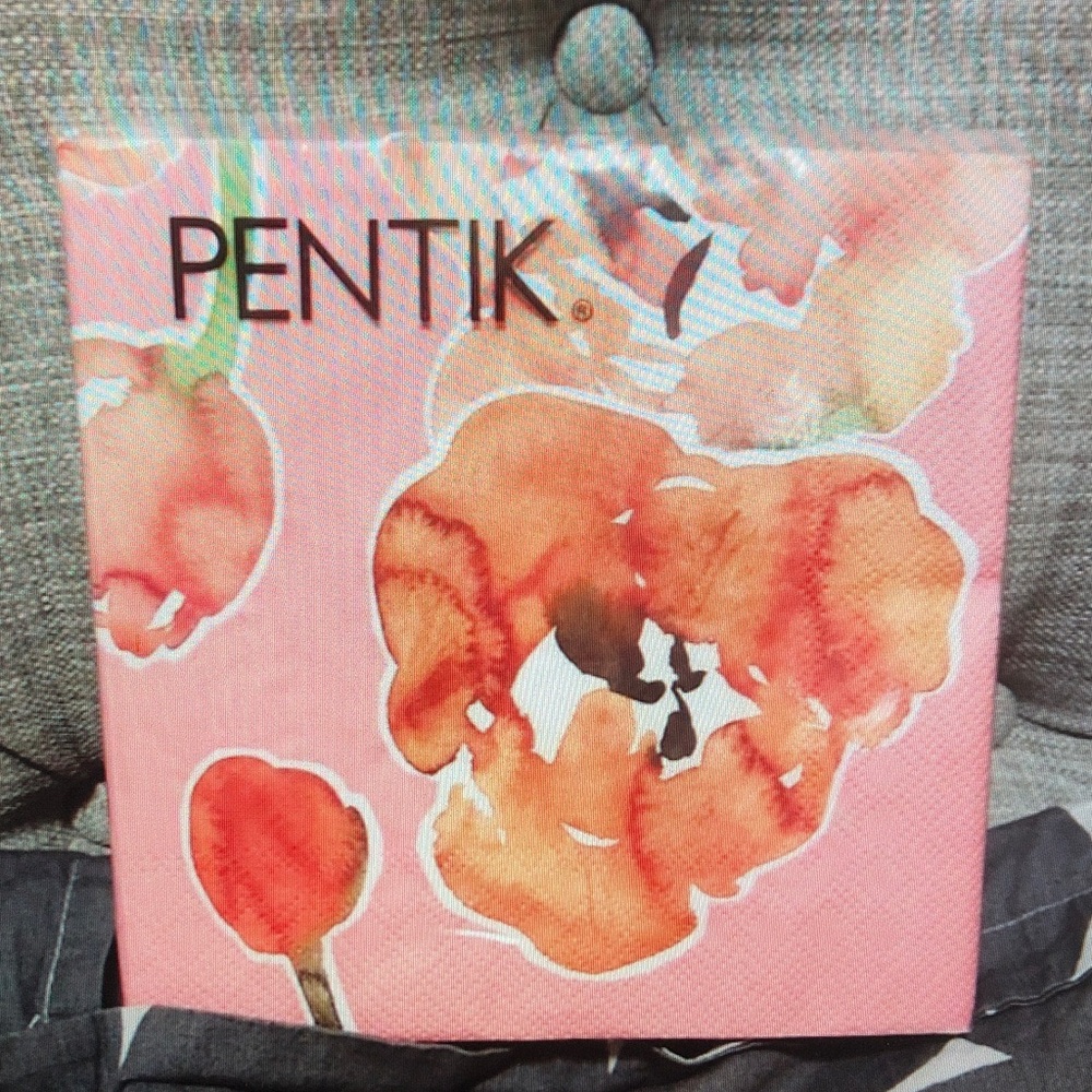 Pentik Floral Canvas Art